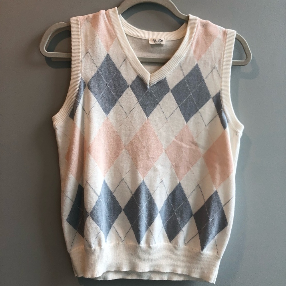 White Patterned Sweater Vest